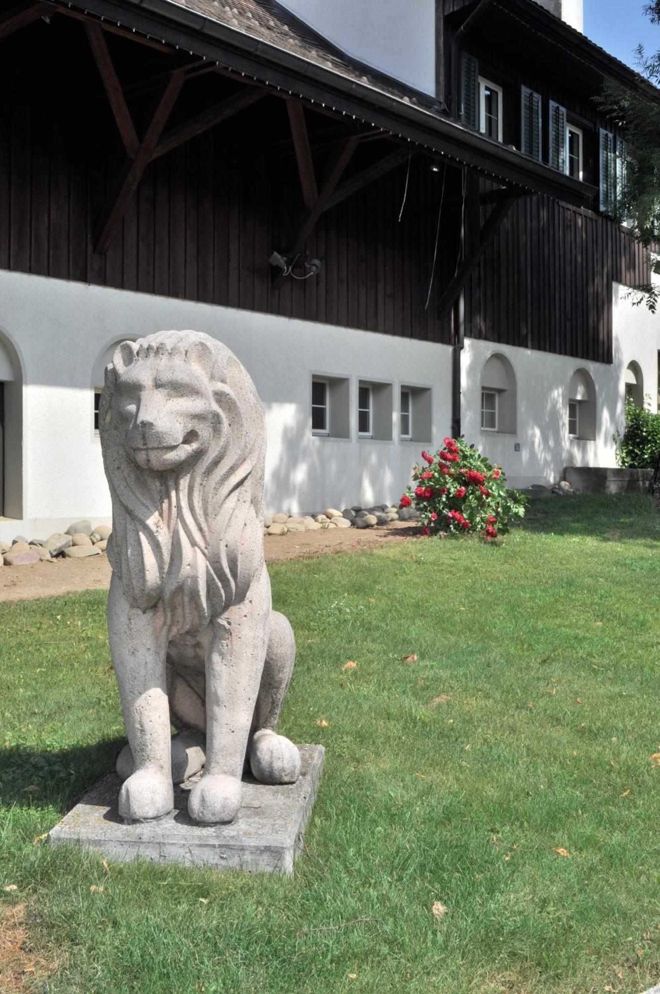 Landgasthof Leuen Hotel Waldegg bei Uitikon Bagian luar foto